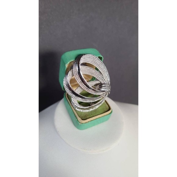 Monet Silver Triple Loop Bow Brooch - Picture 5 of 10